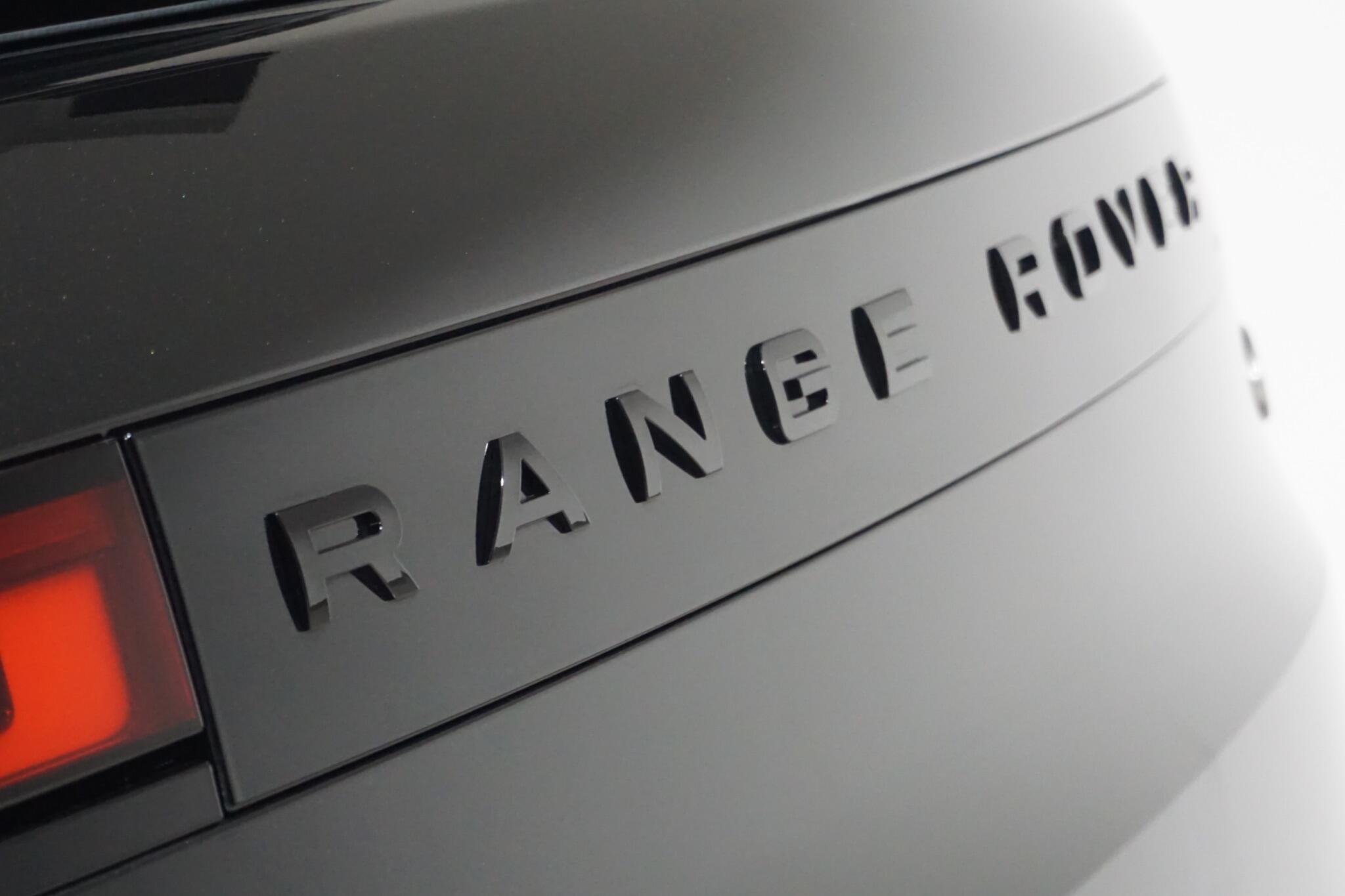 Land Rover Range Rover Sport 3.0 D300 MHEV Dynamic SE SUV 5dr Diesel Auto 4WD Euro 6 (s/s) (300 ps)